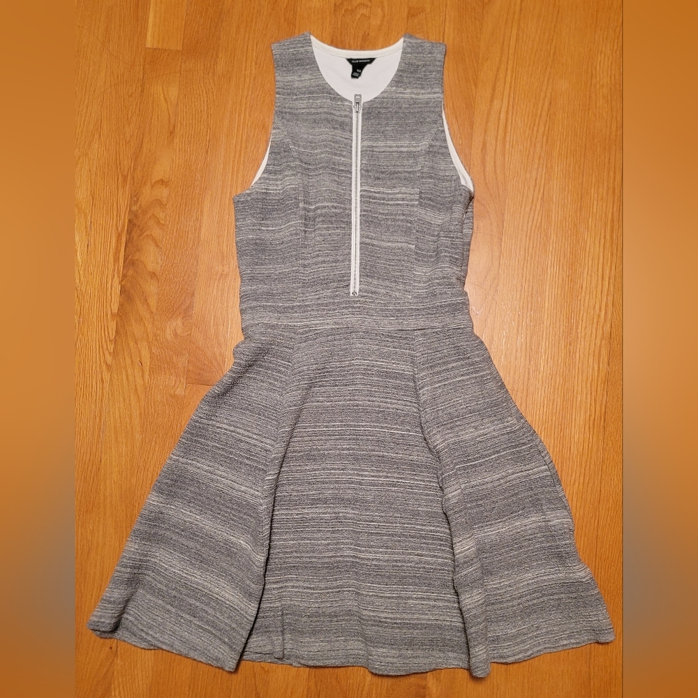 Club Monaco, M, grey white